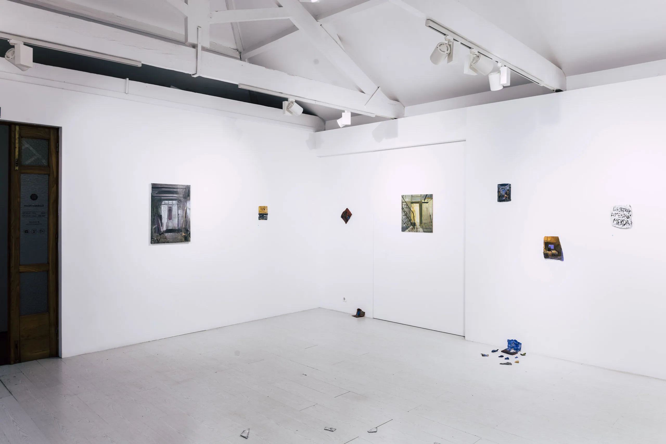 Espelho Meu, installation view: gallery corner with small works on white walls. Photo: Jenniffer Lima Pais